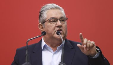 Δ.Κουτσούμπας: «Δύο από τα drones που αναχαίτισαν τα ελληνικά F-16 κατευθύνονταν στην Σούδα»!