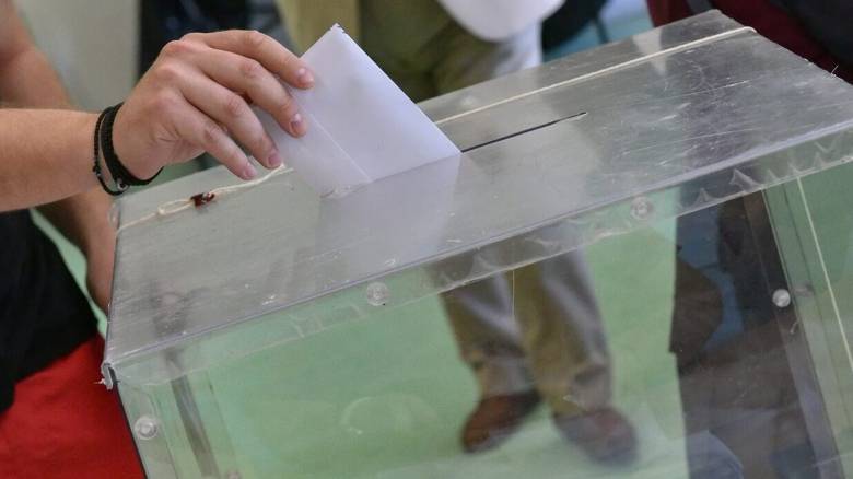 ΠΑΣΟΚ-ΝΔ: «Πρόβα» για συγκυβέρνηση ελέω Ιράν και Κύπρου