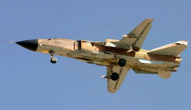 Δύο ιρανικά αεροσκάφη Su-24 καταρρίφθηκαν ελάχιστα λεπτά πριν κτυπήσουν αμερικανική βάση στο Κατάρ!