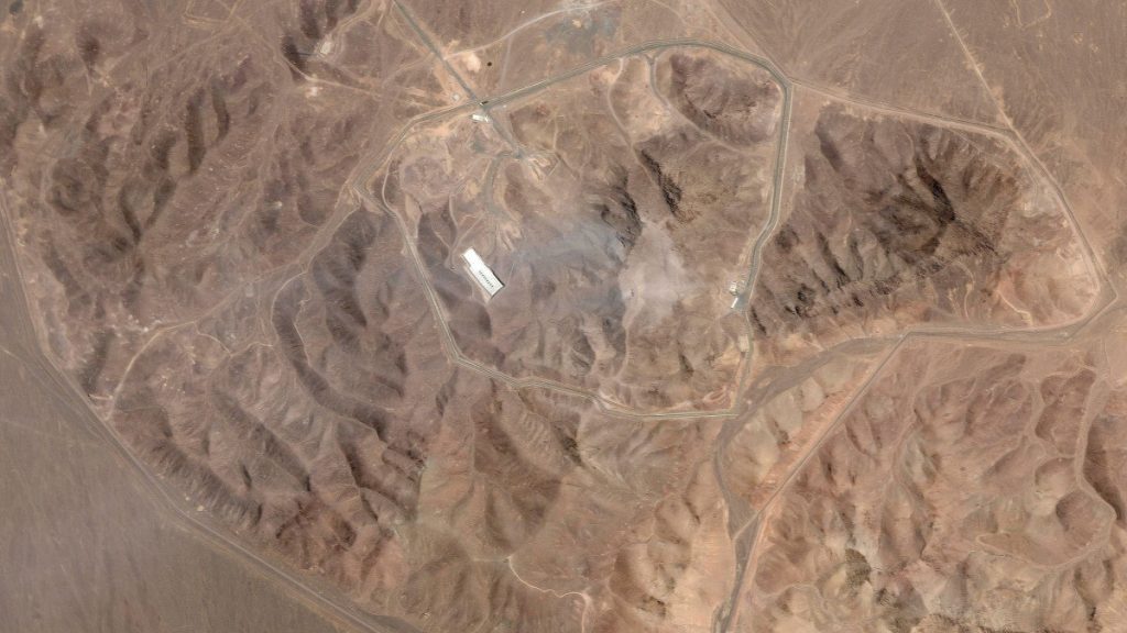 Αεροπορικές επιδρομές των ΗΠΑ κατέστρεψαν μεγάλη ιρανική υπόγεια εγκατάσταση αποθήκευσης πυραύλων στο Μπουσέρ