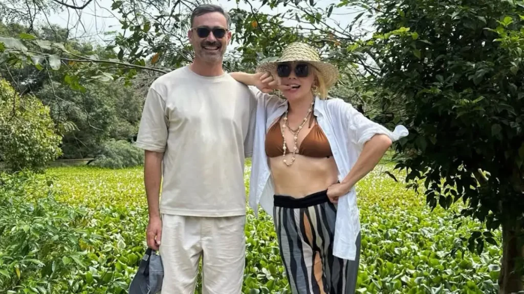 Σ.Καρύδη και Γ.Καπουτζίδης: Αποκλείστηκαν στη Σρι Λάνκα – Επέστρεψαν με πτήση επαναπατρισμού Ελλήνων (βίντεο)