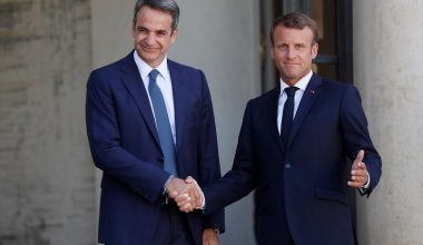 Τηλεφωνική επικοινωνία Κ.Μητσοτάκη με τον Ε.Μακρόν – Τι συζήτησαν