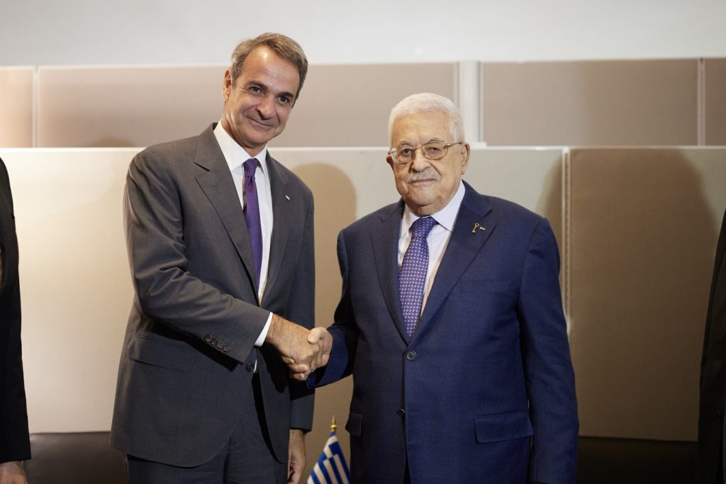 Τηλεφωνική επικοινωνία Κ.Μητσοτάκη με τον Μ.Αμπάς για τις εξελίξεις στη Μέση Ανατολή