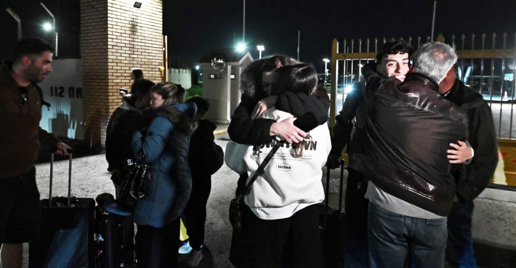 Συνεχίζεται η επιχείρηση επαναπατρισμού Ελλήνων από χώρες της Μέσης Ανατολής: Αναμένονται δύο πτήσεις από το Ομάν