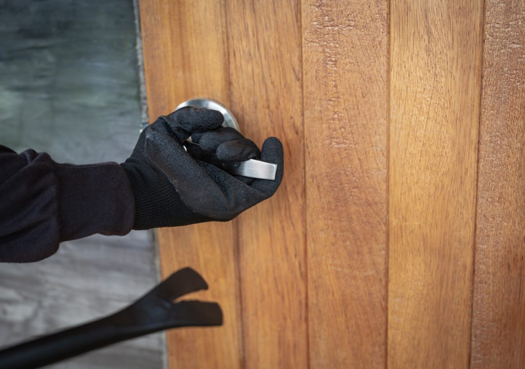 Θεσσαλονίκη: Ελεύθερος με περιοριστικούς όρους o 16χρονος που συνελήφθη για ληστεία στην Καμάρα