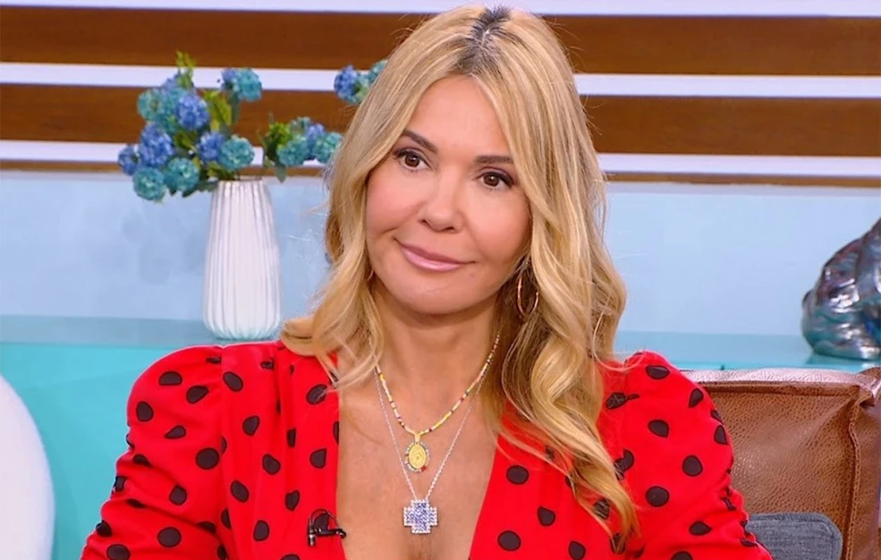 Χριστίνα Παππά: «Όπως ήμουν χαζομαμά, είμαι και χαζογιαγιά τώρα επί 10» – Η συνέντευξη της ηθοποιού