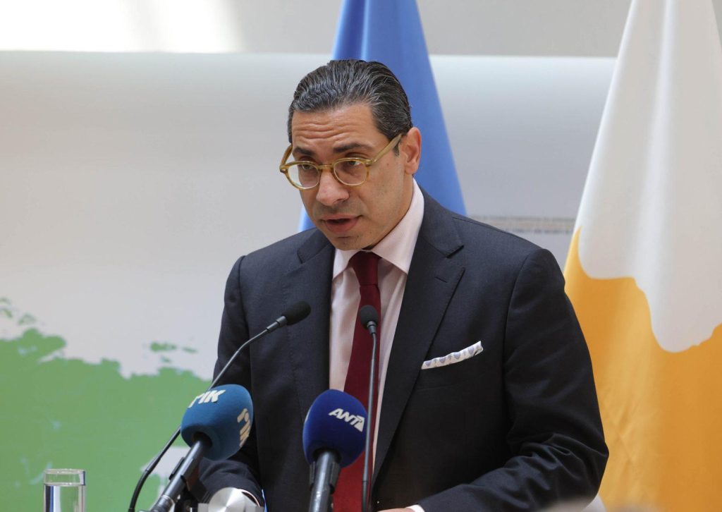 Κωνσταντίνος Κόμπος: «Δύσκολη η κατάσταση – Καμία ένδειξη αποκλιμάκωσης» τονίζει ο Κύπριος ΥΠΕΞ