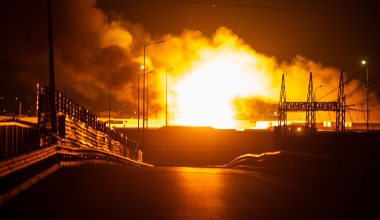 Bίντεο: Ανατινάχτηκαν από ιρανικά drones εγκαταστάσεις αμερικανικών εταιρειών στην Βασόρα στο Ιράκ