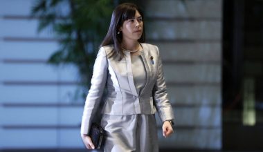 Ιαπωνία: Υπουργός άργησε 5 λεπτά σε συνάντηση με τον πρωθυπουργό και ζήτησε δημόσια συγγνώμη