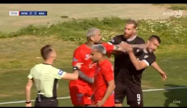 «Άναψαν» τα αίματα στο Πανιώνιος – Καλαμάτα: Ο Κολοβός χτύπησε αντίπαλό του και είδε την κόκκινη κάρτα (βίντεο)