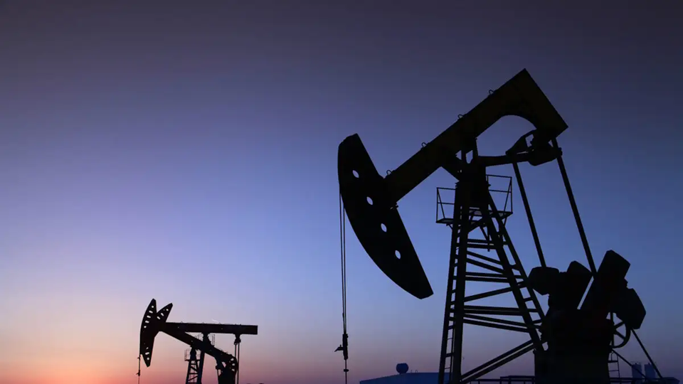 Κουβέιτ: Προληπτική μείωση της παραγωγής αργού πετρελαίου λόγω της έντασης στα Στενά του Ορμούζ