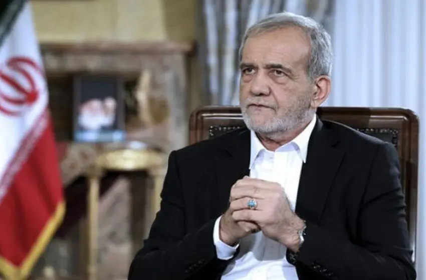 Ο Ιρανός πρόεδρος απάντησε στον Ν.Τραμπ: «Όνειρο που θα πάρεις μαζί σου στον τάφο η παράδοση άνευ όρων»