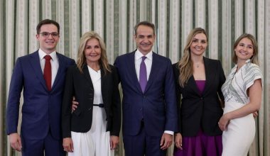 Η οργισμένη απάντηση της Σοφίας Μητσοτάκη σε δημοσίευμα για την επιστροφή της από το Ντουμπάι με ιδιωτικό τζετ