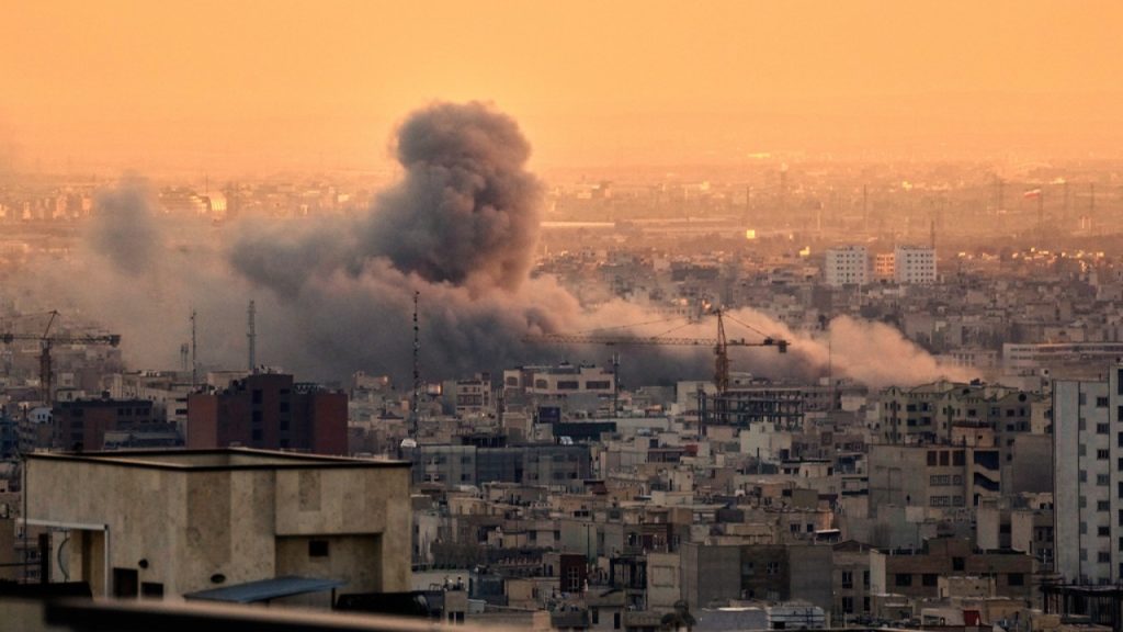 Το Ιραν απαντά σε Ν.Τραμπ: «Αναζητούμε και εμείς νέους αμερικανικούς στόχους για να πλήξουμε»