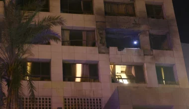 Iσραηλινό πλήγμα ακριβείας σε ξενοδοχείο της Βηρυτού: «Εξοντώσαμε ηγετικά στελέχη των Φρουρών του Ιράν»