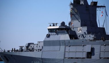 Στη Λεμεσό έφτασε η γερμανική φρεγάτα FGS Nordrhein-Westfalen: Επιχειρεί στο πλαίσιο της UNIFIL