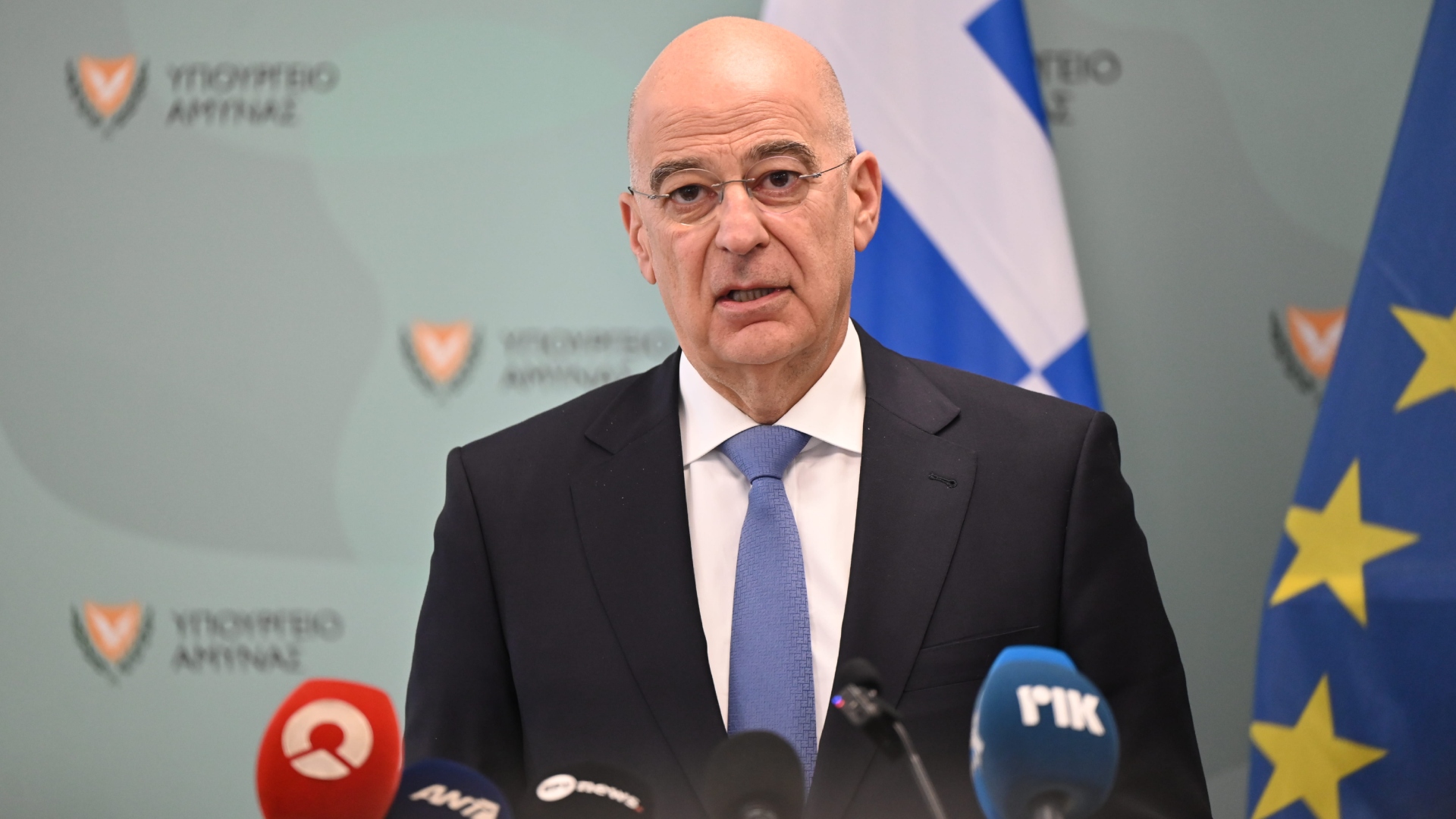 Ν.Δένδιας: «Θα ήταν ιστορικά και εθνικά ασυγχώρητο η Ελλάδα να γυρίσει την πλάτη στην Κύπρο»