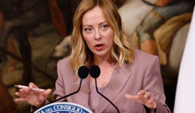 Τ.Μελόνι: «Η Ιταλία δεν βρίσκεται σε πόλεμο και δεν σκοπεύει να γίνει μέρος του πολέμου»