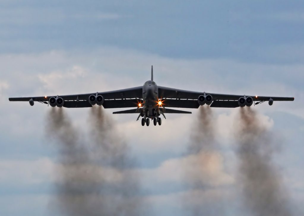 Σε βάση της RAF στη Βρετανία προσγειώθηκαν τρία αμερικανικά βομβαρδιστικά Β-52
