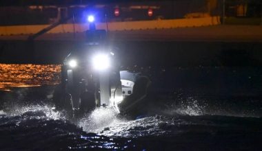 Καλοί Λιμένες Κρήτης: Αποβιβάστηκαν 57 μετανάστες – Ανάμεσα τους πέντε παιδιά