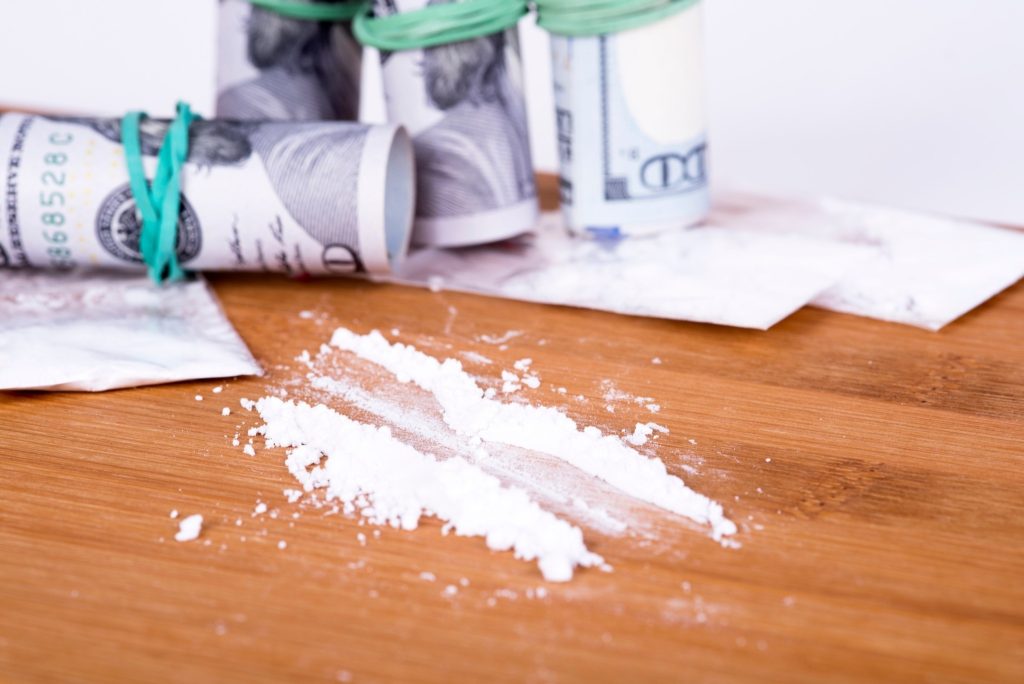 Στα «χέρια» του Λιμενικού δύο άνδρες για κατοχή κοκαΐνης: Σκόπευαν να την πουλήσουν και να βγάλουν 85.000 ευρώ