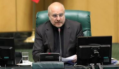 Επιμένει ο πρόεδρος του ιρανικού  κοινοβουλίου: «Δεν θέλουμε εκεχειρία – Θέλουμε να τιμωρήσουμε τους εχθρούς»