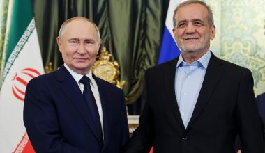 Tηλεφωνική επικοινωνία Β.Πούτιν με τον Μ.Πεζεσκιάν για τον πόλεμο στη Μέση Ανατολή