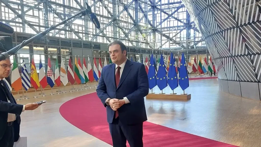 Άρχισαν τα όργανα: Στην ΕΕ οι ΥΠΟΙΚ μιλούν για την ακρίβεια λόγω πολέμου – Τι περιμένει την Ελλάδα