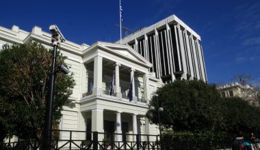 ΥΠΕΞ: «Δεν υπήρξε καμία εκούσια διαρροή προσωπικών στοιχείων επαναπατρισθέντων Ελλήνων»