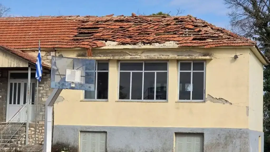 Κηρύχθηκαν σε κατάσταση έκτακτης ανάγκης οι Δήμοι Ιωαννίνων και Δωδώνης εξαιτίας του σεισμού 5,3 Ρίχτερ