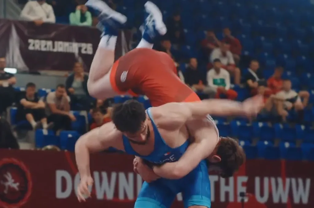 Ευρωπαϊκό πρωτάθλημα U23: Η «πτήση» του Ρώσου Ισλαμγκερέεφ που άφησε άναυδο τον κόσμο της πάλης (βίντεο)