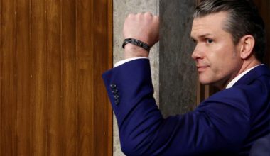 Χαμός στις ΗΠΑ: Ο Πιτ Χέγκσεθ ξόδεψε 93 δισεκατομμύρια δολάρια σε ένα μήνα! – Αναλυτικά οι δαπάνες