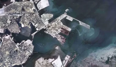 Ιρανοί Φρουροί της Επανάστασης: «Χτυπήσαμε σε δύο κύματα την βάση του 5ου Αμερικανικού Στόλου»