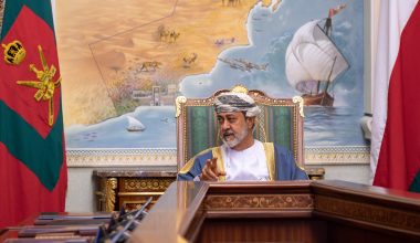 Η γεωπολιτική διαφοροποίηση του Ομάν: «Παράνομος ο πόλεμος με το Ιράν, καμία ομαλοποίηση με το Ισραήλ»