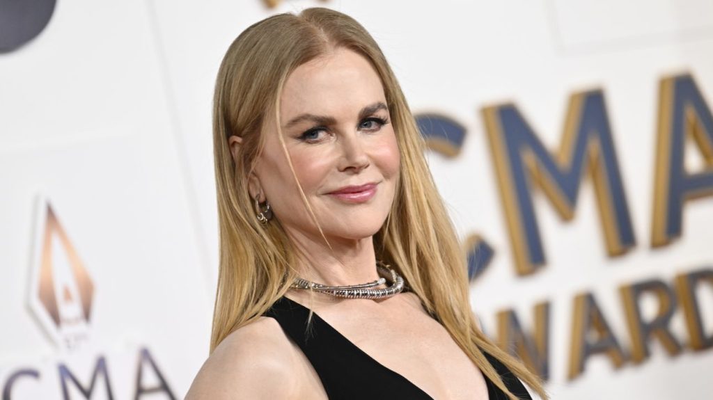 Νικόλ Κίντμαν: Διέκοψε σκηνή φιλιού με τον Σκάρσγκαρντ επειδή έτρωγε… φαλάφελ