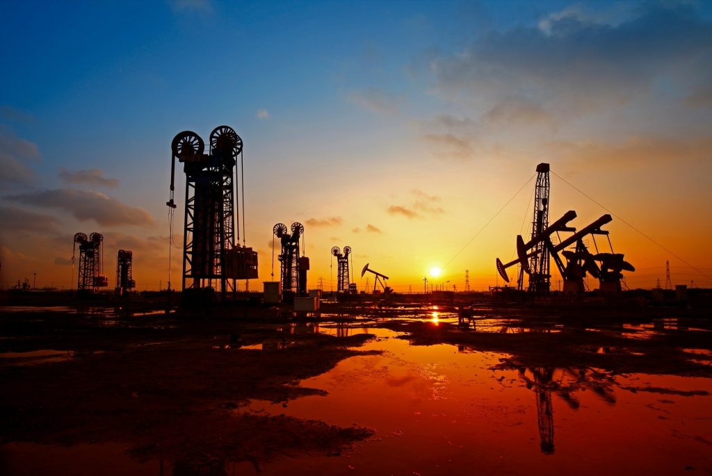 Πετρέλαιο: Πάνω από τα 100 δολάρια το βαρέλι «έκλεισε» το Μπρεντ