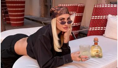 «Δεν είμαι έγκυος!»: Η απάντηση της Ι.Τούνη μετά την ανάρτηση βίντεο μέσα από τον γυναικολόγο της