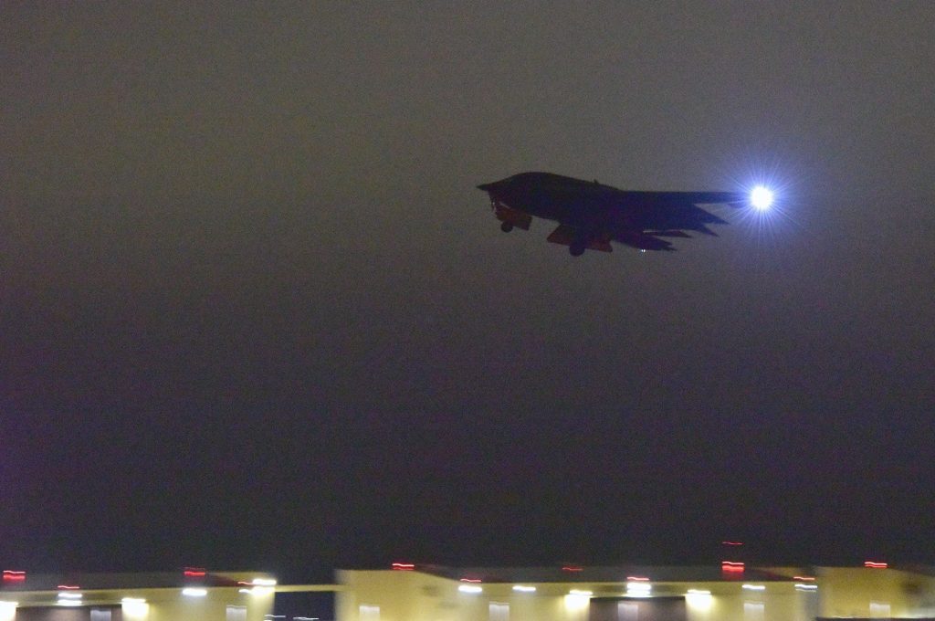 Μαζικές απογειώσεις βομβαρδιστικών  Β-2: Στόχος η πλήρης εξάρθρωση των ιρανικών στρατιωτικών υποδομών