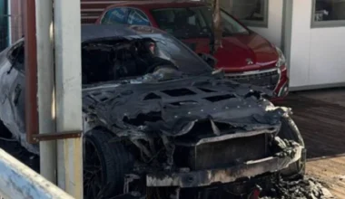 Πάτρα: Άνδρας έβαλε φωτιά σε πολυτελές όχημα – Το έλουσε με βενζίνη και πέταξε φωτοβολίδα