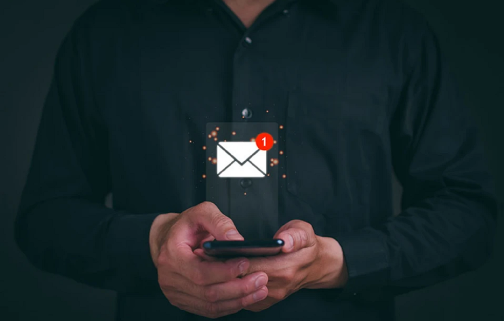 Νέα απάτη: Eπιτήδειοι στέλνουν παραπλανητικά SMS για δήθεν ενημέρωση από τον e-ΕΦΚΑ – Τι συνιστούν οι Αρχές