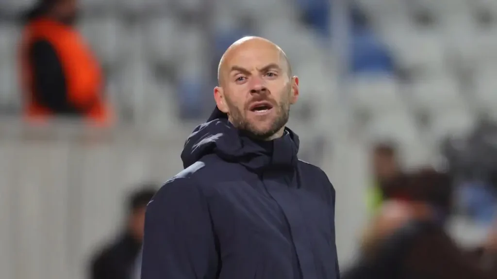 Η τεσσάρα της ΑΕΚ ήταν αρκετή για να απολυθεί ο προπονητής της Τσέλιε