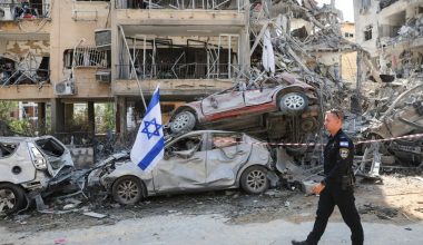 Το Τελ Αβίβ έχει αρχίσει να μοιάζει με «Γάζα» μετά τους συνεχείς ιρανικούς βομβαρδισμούς