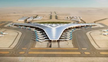 Drones έπληξαν το διεθνές αεροδρόμιο του Κουβέιτ