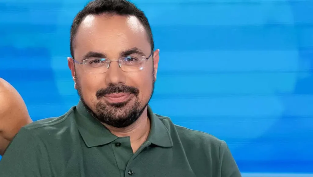 Νίκος Μισίρης για Ε.Μενεγάκη: «Τα γέρικα άλογα τα αφήνουν στην άκρη» – «Έχει κάνει την καριέρα της»