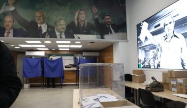 ΠΑΣΟΚ: Παράταση εκλογών για την ανάδειξη συνέδρων λόγω αυξημένης συμμετοχής