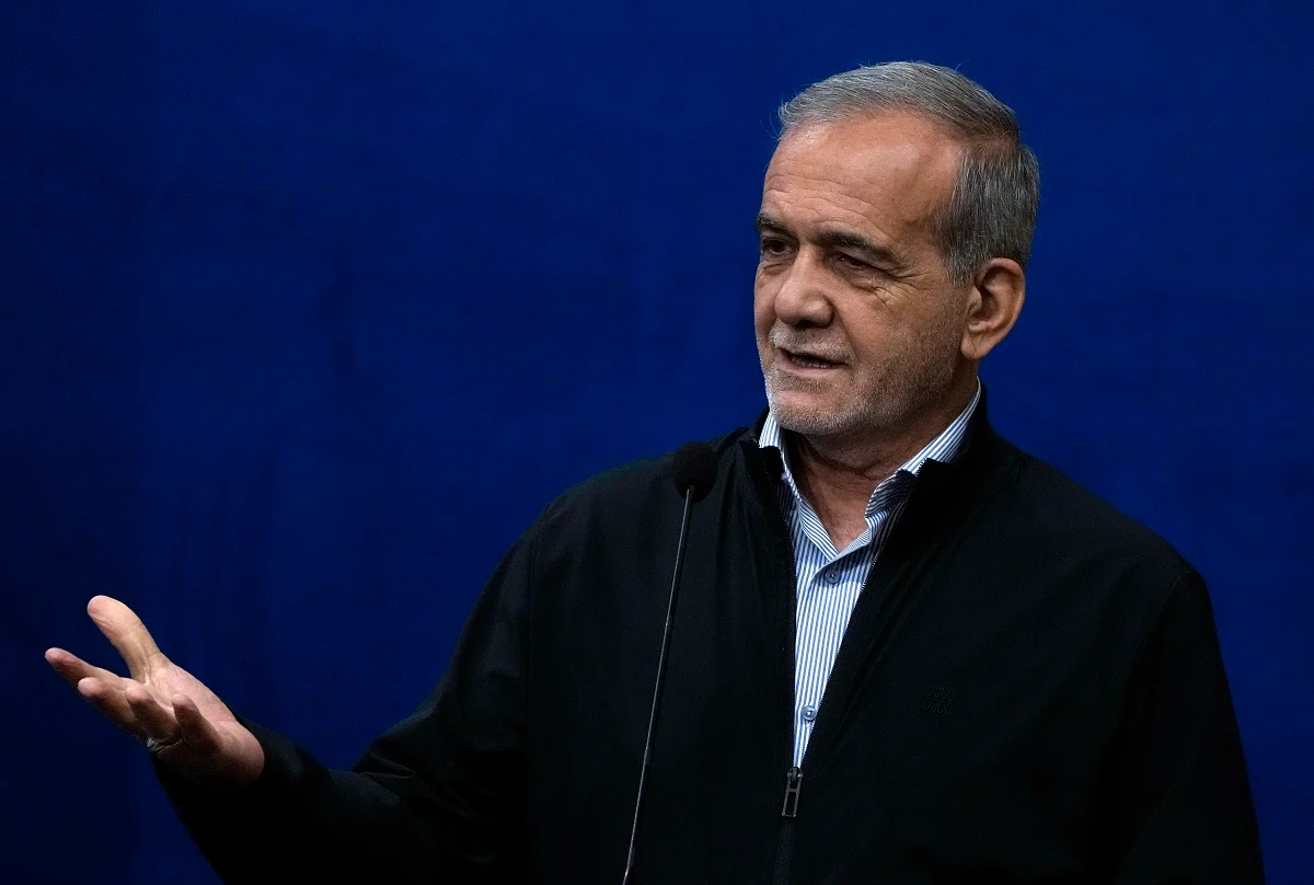 Ο πρόεδρος της Γαλλίας Ε.Μακρόν ζήτησε από τον Μ.Πεζεσκιάν να ανοίξει τα Στενά του Ορμούζ για τα γαλλικά πλοία