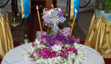 Σήμερα 15 Μαρτίου η Κυριακή της Σταυροπροσκυνήσεως: Τι γιορτάζουμε