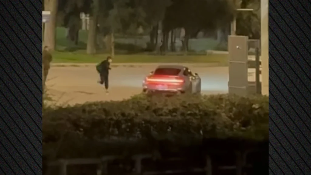 Βίντεο: Oπαδός του Παναθηναϊκού πήρε στο «κυνήγι» το αυτοκίνητο του Κ.Ναν για ένα αυτόγραφο!