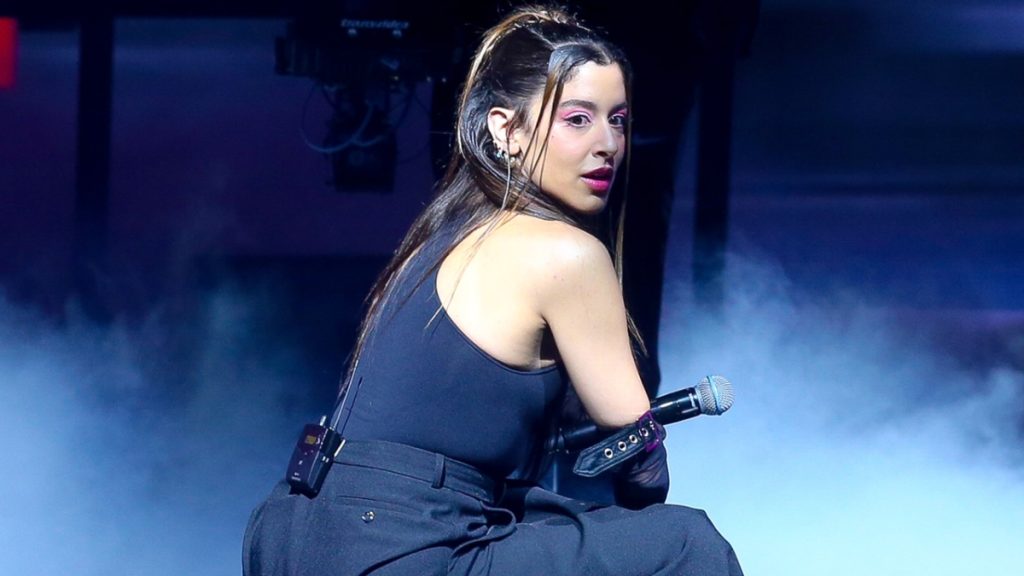 Μαρίνα Σάττι για τον πατέρα της: «Ντρεπόμουν να έρχεται στο φροντιστήριο γιατί ήταν μαύρος» (βίντεο)