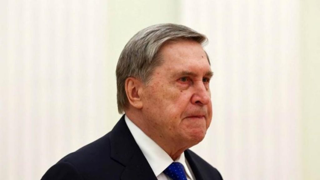 Γ.Ουσακόφ σε αίτημα γαλλικής αντιπροσωπείας για συμμετοχή στις ρωσο-ουκρανικές συνομιλίες: «Όχι – Άντε γα@@@@τε»